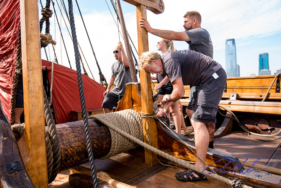 04 NYC - Sailing to East River 2016